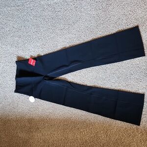 Spanx booty boost flared pants. Black. Size Small.